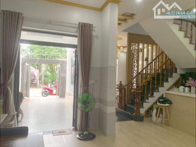 Biệt thự mini trung tâm TP Dĩ An – mặt tiền 10m, ngang 8m, giá chỉ 7,6 tỷ! - 2