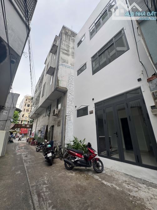 Bán nhà hẻm Ô tô Quận 10 chỉ nhỉnh 5tỷ - DT: Ngang 5m, 4 tầng - Mới xây 100% - 2