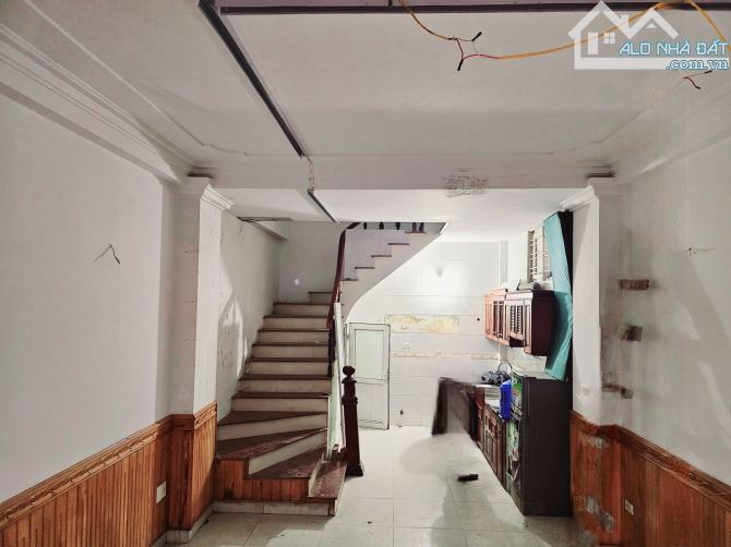 Mỹ Đình, Lô góc 3 thoáng, dân xây, Ô tô 3 bước, DT 35m2 x 5 tầng, MT 4m, Giá 9 tỷ - 2