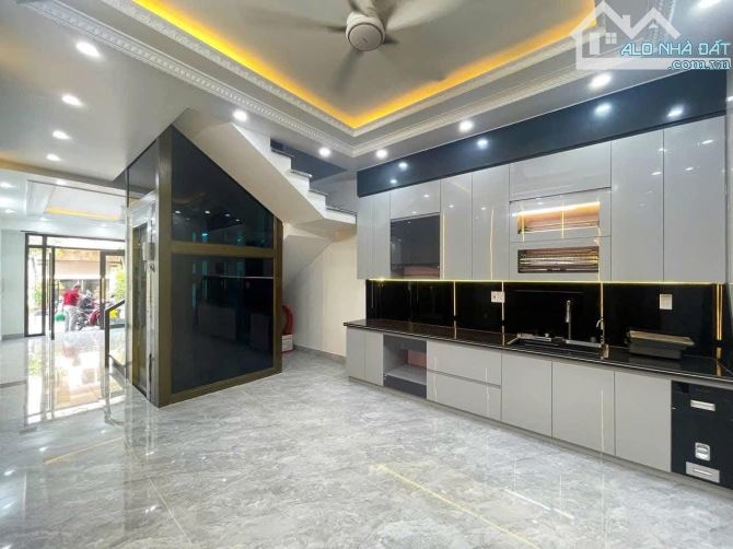 BÁN NHÀ TĐC SAO SÁNG - NGÔ GIA TỰ- HẢI AN🪷9,5tỷ.  🪷3🪷Diện tích 60m2 🪷ngang 4,2m. Đường - 2