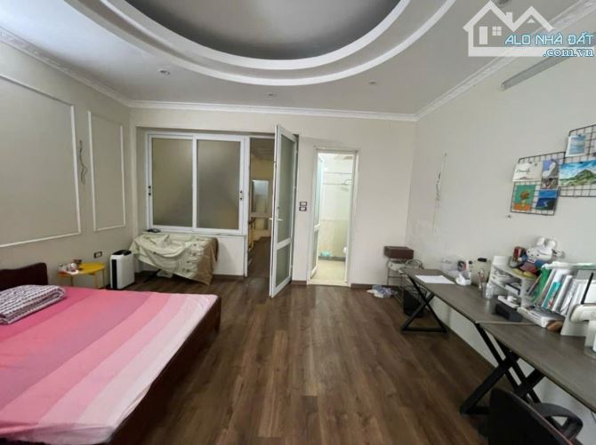 Bán Gấp Nhà MP Trung Kính. 90m. Mặt Tiền 5,2m. Vỉa hè 5m, 2 thoáng. Kd đỉnh,Giá tốt - 2