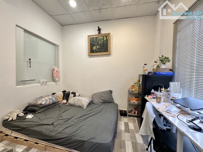 Ngay Cầu Bông  - View BỜ KÈ khỏi điều hoà cũng mát - 41m2, 3PN - 6. tỷ - 2