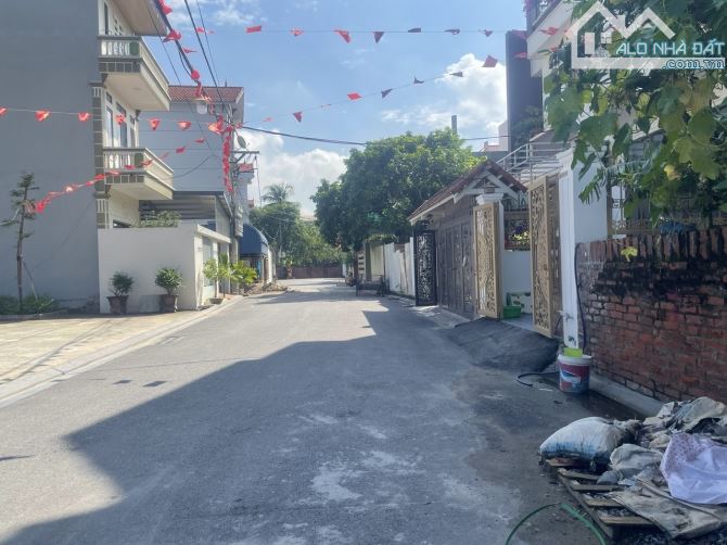 THÔN VỆ – NAM HỒNG – ĐÔNG ANH – HÀ NỘI . Diện tích: 83m² – Mặt tiền: 4,5m – Vuông vắn đẹp, - 1