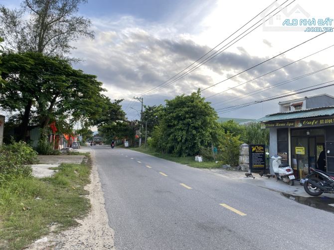 Đường An Dương Vương; gần ngã tư Thương Tín: Bán lô đất 150 m2; giá rẻ - 2