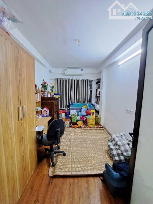 THANH LÂN🏡 5 TẦNG ĐẸP LONG LANH – NGÕ RỘNG THOÁNG - 3 BƯỚC Ô TÔ TRÁNH - FULL NỘI THẤT - 2