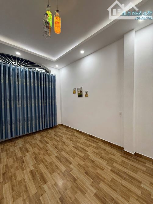 Nhà mặt tiền Hoàng Ngân, 4x25, 2 tầng, shr, 9.9 tỷ - 2