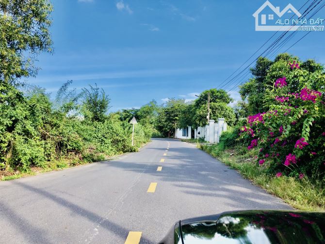 LONG MỸ-PHƯỚC HẢI DT:2322m2-góc 2 mặt tiền nhựa-tổng 88m mặt tiền- phủ hồng sổ sẵn Giá 12t - 2