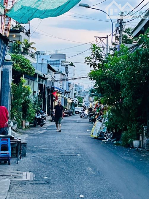 🟢 NHÀ 2 TẦNG, NGAY VINCOM THỦ ĐỨC, 80m2 FULL THỔ CƯ, 4PN, TRUNG TÂM THỦ ĐỨC,CHỈ 6,1 tỷ TL - 2