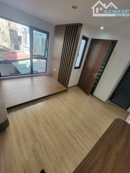 BÁN GẤP NHÀ ĐẸP THỤY KHUÊ TT TÂY HỒ FULL NỘI THẤT 30M X 5 TẦNG 5,75  TỶ - 2