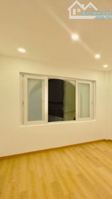 🏠 BÁN NHÀ MẶT TIỀN CAO THẮNG, P.17, PHÚ NHUẬN - GÓC 2 MẶT TIỀN - CHỈ 4.X TỶ. - 2