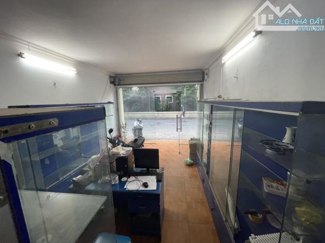 Cho thuê nhà nguyên căn Nguyễn Văn Trỗi , Thanh Xuân DT 45m x4 tầng ô tô tránh 10tr/tháng. - 2