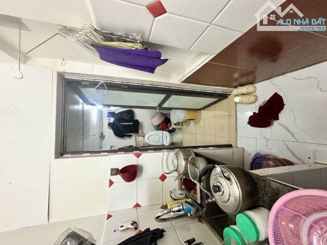 Bán nhà tập thể phố trường chinh tt đống đa fun nội thất đẹp thoáng sáng tự nhiên - 3