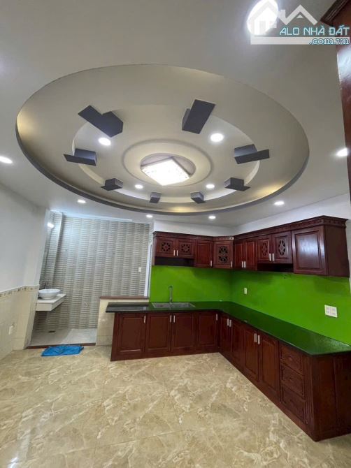 Cần bán nhà Đương Quảng Hàm, P.5, Gò Vấp giá 13,8tỷ - 3