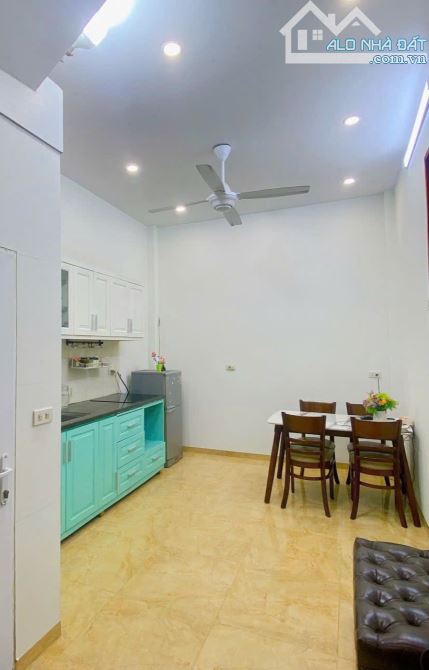 Bán nhà riêng phố Nguyễn Phúc Lai, Đống Đa, 42m2, 4 tầng, 30m ra mặt phố, 12.2 tỷ - 3