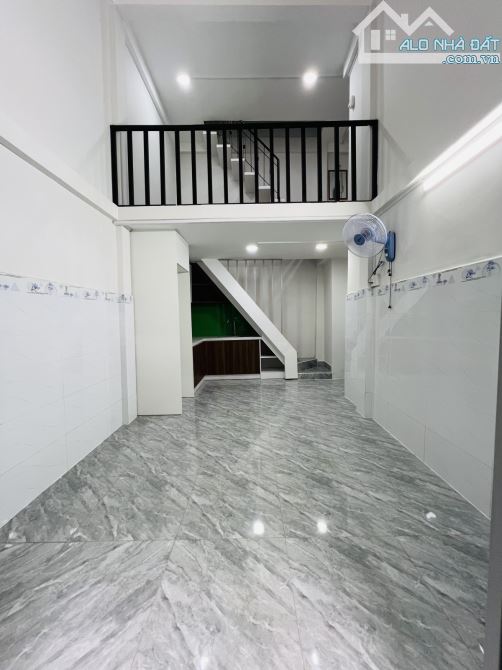 Rượu Mao Đài Phố Tây – Nhỏ nhưng sang, vị nồng đậm, quý hiếm → Nhà 4 tầng BT chỉ hơn 5 tỷ. - 3
