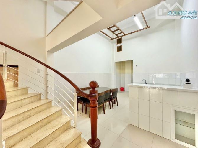XE HƠI TỚI NHÀ - LÊ VĂN SỸ PN – 60M2 – NGANG 4M – 5 TẦNG BTCT – 13.5 TỶ - 3