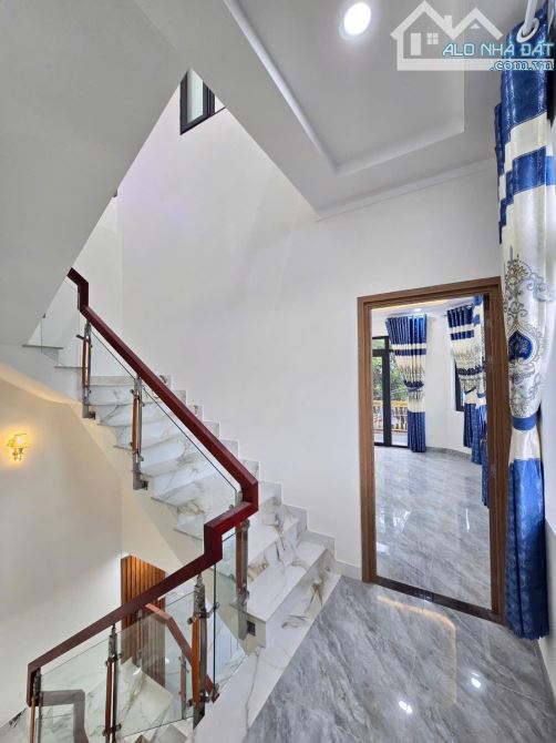 CHỦ GỬI BÁN NHÀ GÓC 2 MẶT TIỀN 1 TRỆT 2 LẦU HOÀN CÔNG KDC HÓA AN,4,8X14=63M2,THỔ CƯ 100% - 3