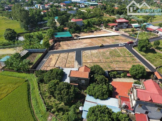 Cực hốt đường trải nhựa dt 100m mà giá chỉ nhỉnh 1ty 9 xiu dất  kinh doanh luôn rồi ae ơi - 3