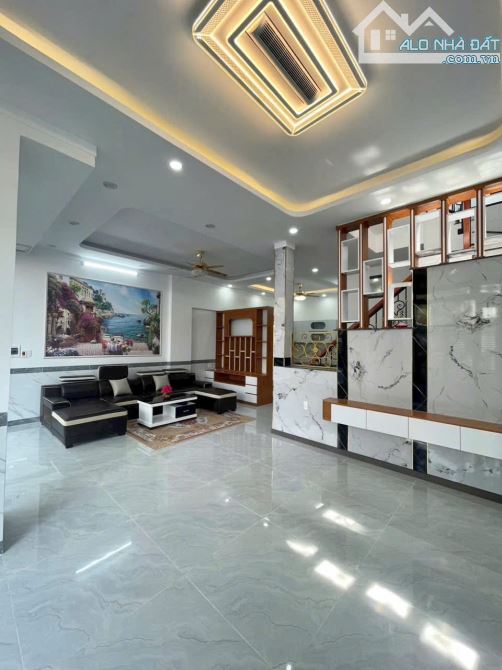 CHỦ NGỘP GỞI BÁN NHÀ 1 TRỆT 1 LẦU MỚI XÂY P.TÂN VẠN, 7X11,5=75M2,THỔ CƯ 100%,TẶNG FULL NỘI - 3