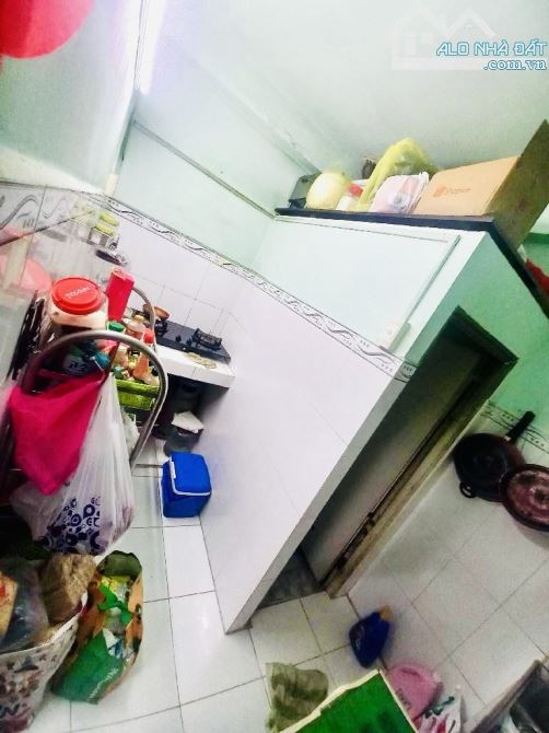 BÁN NHÀ HẺM 132 HOÀI THANH, P.14, QUẬN 8, 40M2 - 3