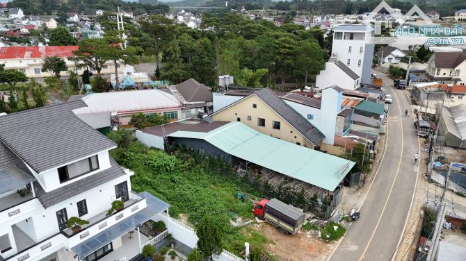 HẠ GIÁ BÁN GẤP CĂN NHÀ MẶT TIỀN NGÔ TẤT TỐ ĐÀ LẠT - 3