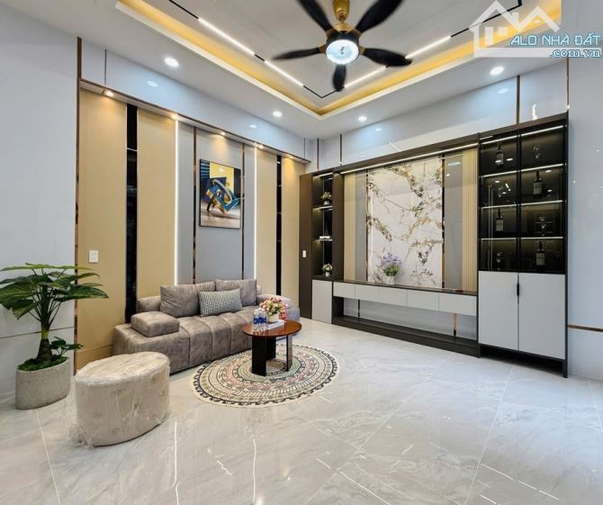 Nhà đẹp lung linh, vuông như tờ A4 – Phan Huy Ích, Gò Vấp, DT 62m² – 3 tầng – 3PN – 3WC - 3