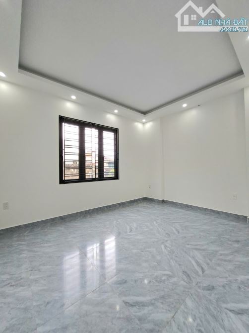 Bán nhà 4 tầng xây mới độc lập lô góc ngõ 229 Miếu Hai Xã - 3