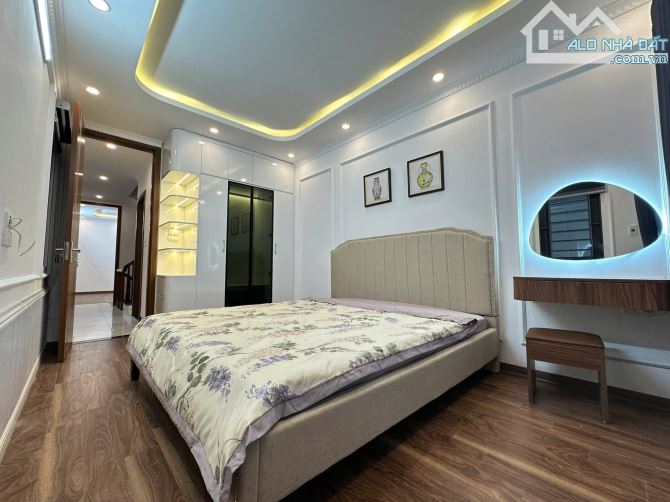 LÔ GÓC 2 MẶT TIỀN -CỔ LINH LONG BIÊN -DT 50M -MT 3,5M - 8,6 TỶ - 3