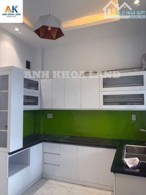 Hiếm hoi căn nhà 3 tầng vừa hoàn thiện hẻm nhựa xe hơi P. Trường Thọ - 3