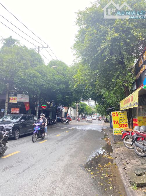 Bán Góc 2MT, 1T3L mặt tiền Quang Trung, sát Coopmart, Hiệp Phú. 210m2/23.5 tỷ - 3