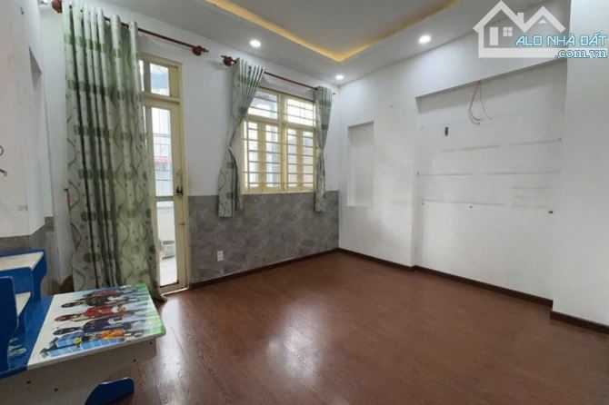 Bán nhà hẻm xe hơi, Phan Huy Ích, Tân Bình, 43 m² (4m x 11m), 3 phòng - Giá 5.2 tỷ TL - 3