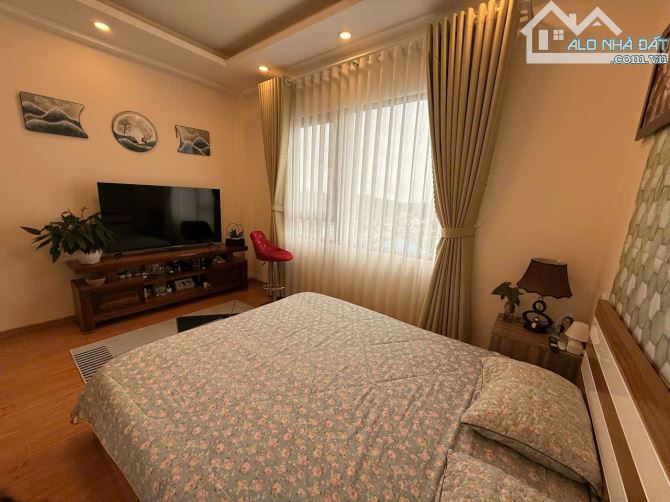 Bán căn hộ nhỏ nhỏ xinh xinh trung tâm tp Đà Lạt.dt: 40,44m². Sổ hồng riêng. 2ty5 - 3