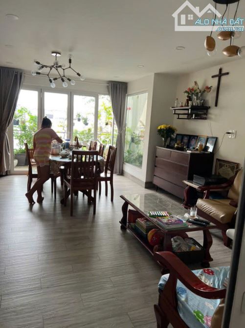 Nhà phố xinh rẻ 4 x 24m 1 trệt 6 lầu Nguyễn Văn Mai Quận 3 TP.HCM - 3