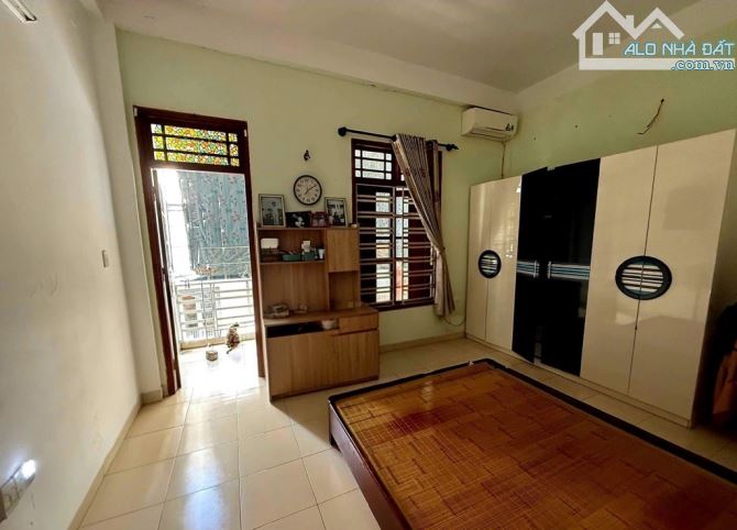 Bán nhà 3 tầng Lê Thanh Nghị 115m2 ngang 5m 3 tầng gần ngay Tiểu La - 3