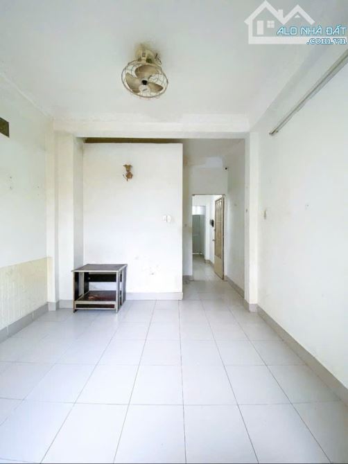 7.6 Tỷ (T. Lượng Tốt), 4 Tầng BTCT, Gần MT ÂU CƠ Tân Bình, 56M2 (4x15m), HẺM XE HƠI, 5 PN - 3