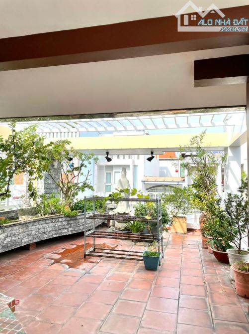 Mặt tiền Hồ Ngọc Cẩn - Tân Phú, 10,1x21m, 3 tầng lửng ST, giá 32,5 tỷ TL. - 3