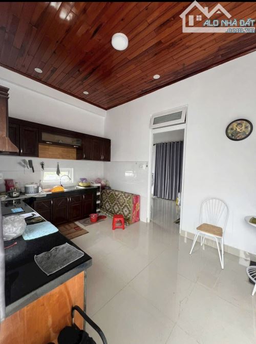 Bán nhà 3 tầng, 6,3 tỷ, 80m2, tại đường Ngô Quyền Đà Lạt - 2