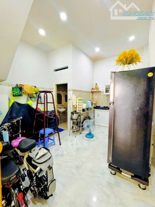 TÂN HOÀ ĐÔNG - GIÁP Q6 - 52M2 - 3 TẦNG - CHỈ 4,5 T.Ỷ - 3