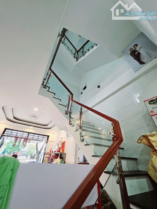 CẦU RỒNG! BÁN NHÀ 3 TẦNG 78M2 – 10,45 TỶ - MT NGÔ QUYỀN - Q. SƠN TRÀ - 3