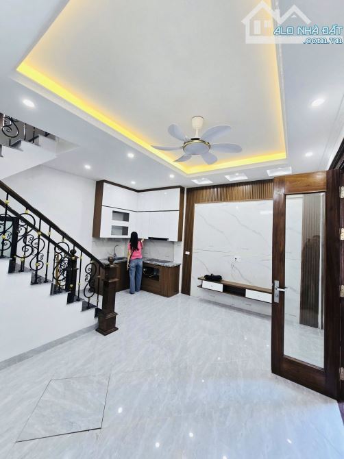 THỤY PHƯƠNG - 31M2 X 5 TẦNG, MT 5.2M - NHÀ MỚI ĐẸP - 1 NHÀ RA PHỐ - FULL NỘI THẤT, 7.5 TỶ - 3