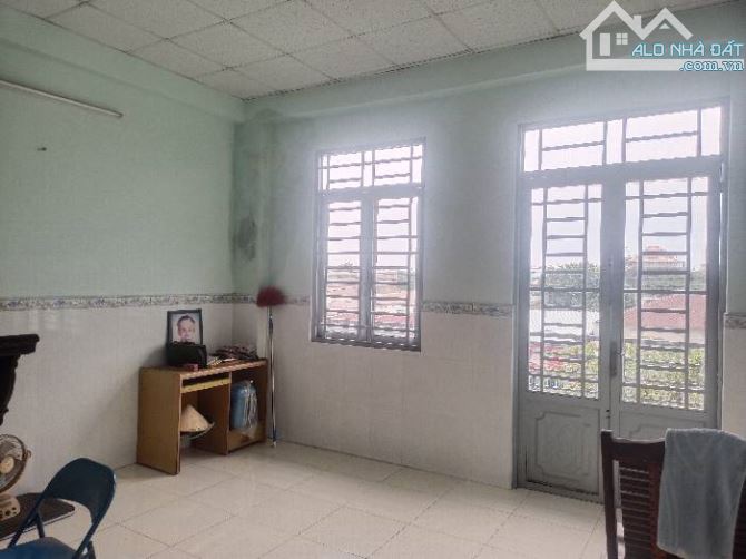 Nhà 2 tấm , hẻm nhựa xe tải thông. - 3