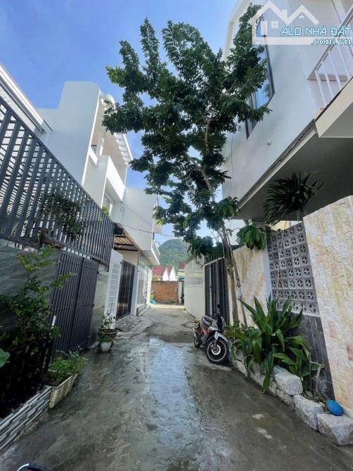 Bán nhà 2 tầng hẻm oto Liên Hoa xã Vĩnh Ngọc Tây Nha Trang , Giá 3.4 Tỷ - 3