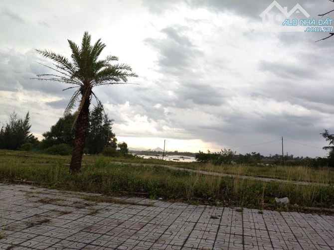 Bán đất ngọc dương riverside, DT 100m2, giá 2.75 tỷ, đường 7.5m thông lạc long quân, - 3