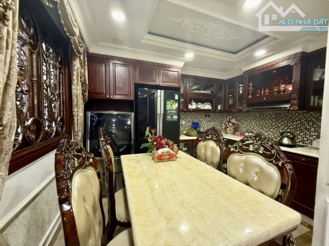 BIỆT THỰ CỔ ĐIỂN MINI TRUNG TÂM BÌNH THẠNH, FULL NỘI THẤT, 4 TẦNG, DTSD 90M2, GIÁ 8 TỶ - 3