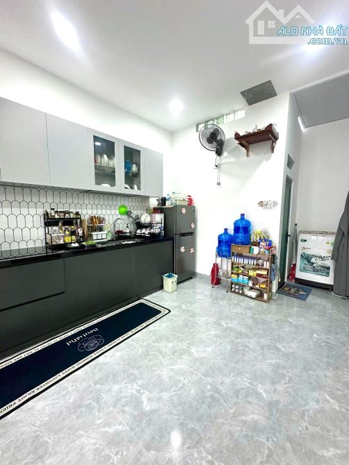 Bán nhanh nhà đẹp hiện đại gần chợ VĨnh Hỉa, hẻm Nguyễn Khuyến, Nha Trang vị trí an cư - 3