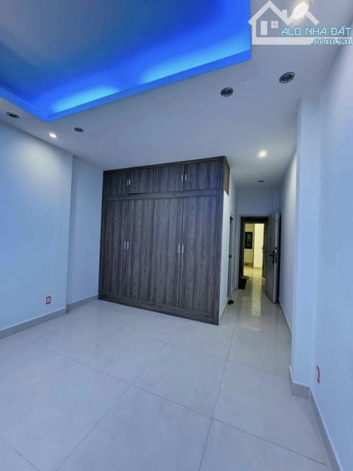 HÀNG HIẾM! NHÀ GIÁ NGỘP Đ.PHAN VĂN HÂN, BÌNH THẠNH. GIÁ 4TỶ160/63.21m2(4.3x14.7) SỔ NỞ HẬU - 3