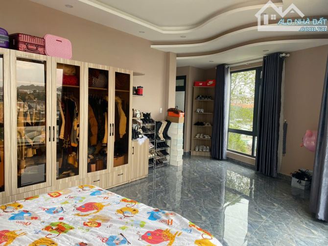 Căn nhà chuẩn homestay  full công năng, hẻm ô tô, giá công khai 10.5 tỷ Phường Xuân Hương - 3