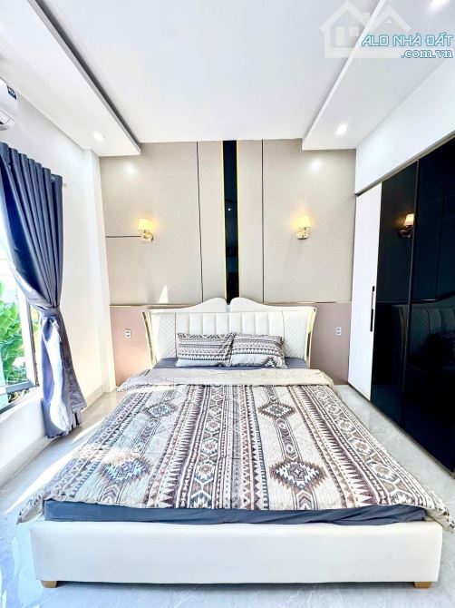 CHO THUÊ NHÀ MỚI HIỆN ĐẠI GẦN ĐƯỜNG TRẦN NAM TRUNG – HOÀ XUÂN  • Diện tích: 100m² x 3 tầng - 3