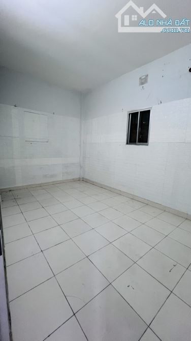 🎉🏡🏡 SÁT MT HUỲNH TẤN PHÁT - 2TẦNG - 70M2 - SHR HOÀN CÔNG - NHỈNH 3TỶ 🏡🏡 - 3