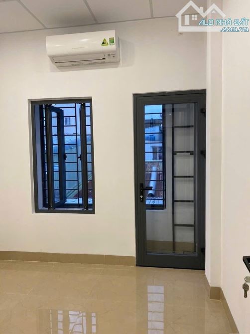 Nhà 2 tầng kiệt Ỷ Lan Nguyên Phi - Hải Châu đầy đủ công năng - 3